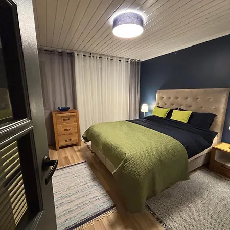 Manni * Kuressaare