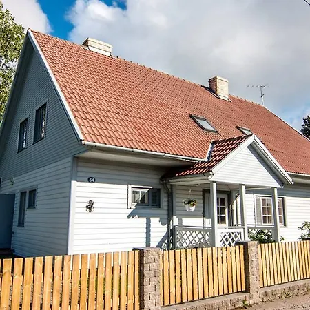 Homestay Manni *