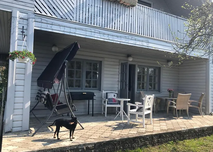 Manni Quarto em Acomodações Particulares *