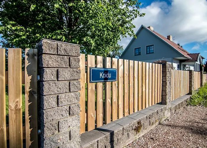 Manni Quarto em Acomodações Particulares *